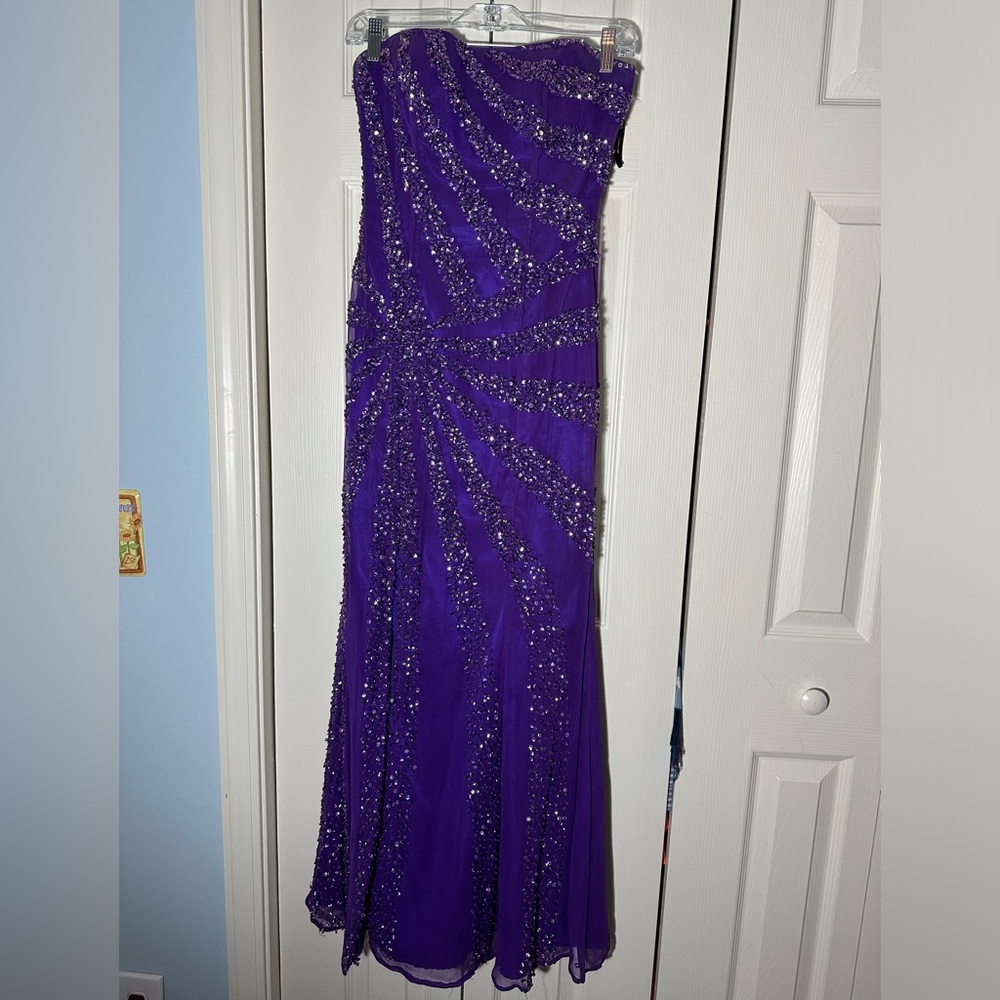 Vintage Tiffany Designs Elegant Purple Evening Gown